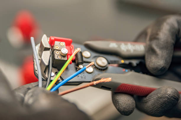 Best Electrical Installation Contractor  in Marion, IA